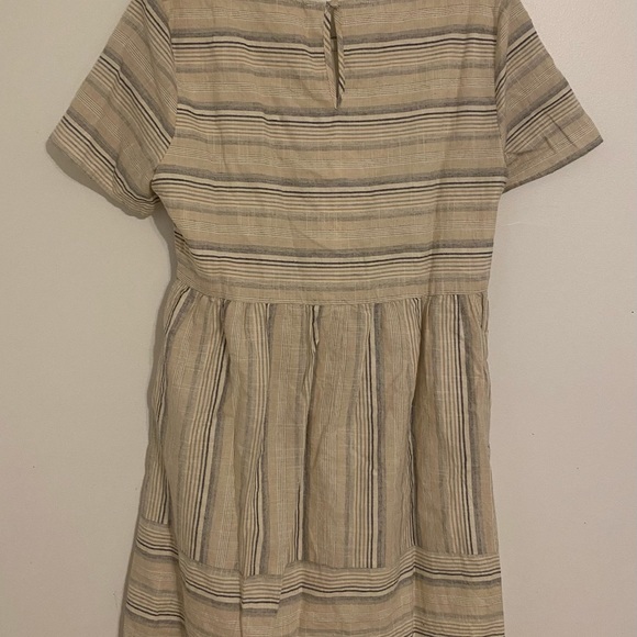 Altar’d State Size small - Picture 2 of 3